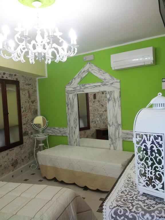 Olimpo Palace Affittacamere Scilla Ruang foto
