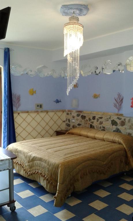 Olimpo Palace Affittacamere Scilla Ruang foto