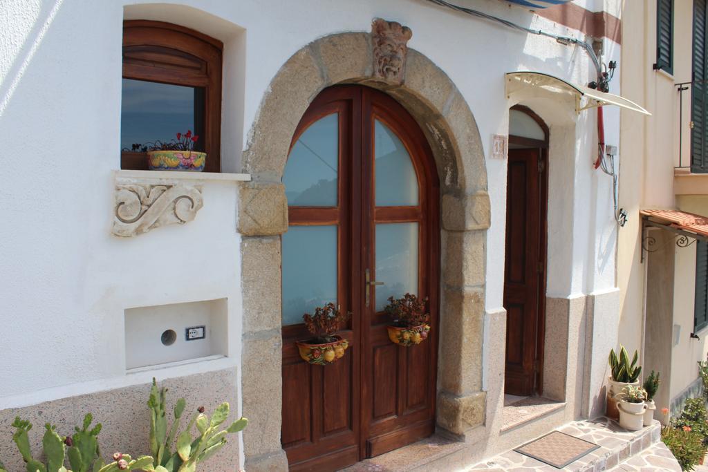 Olimpo Palace Affittacamere Scilla Bagian luar foto
