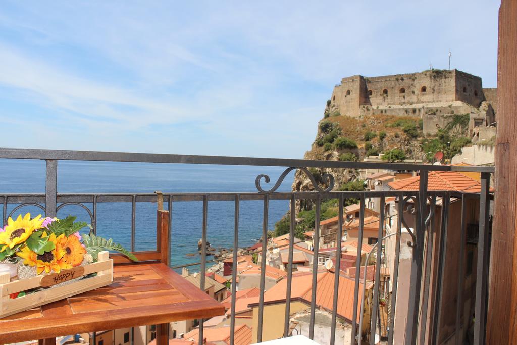 Olimpo Palace Affittacamere Scilla Bagian luar foto